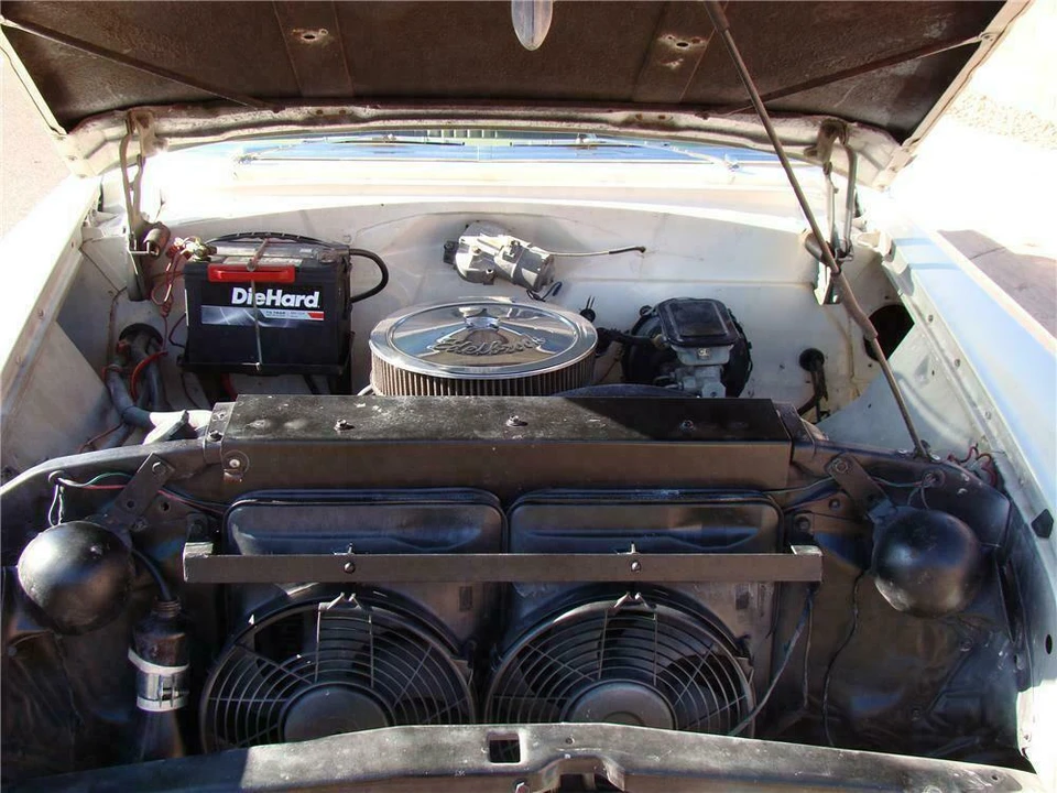 1956 Pontiac Chieftain - Image 3 of 4