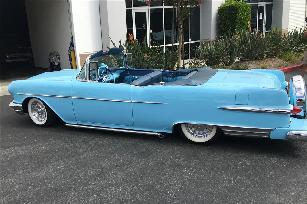 1956 Pontiac Star Chief - Image 4 of 4