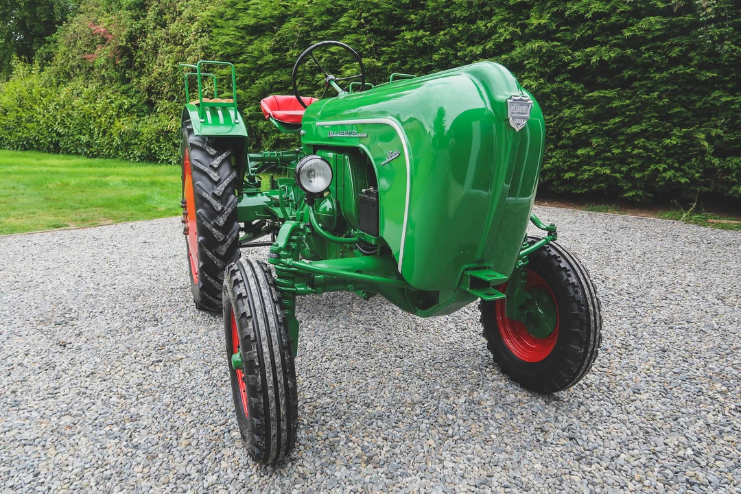 1956 Porsche Tractors - Image 5 of 30