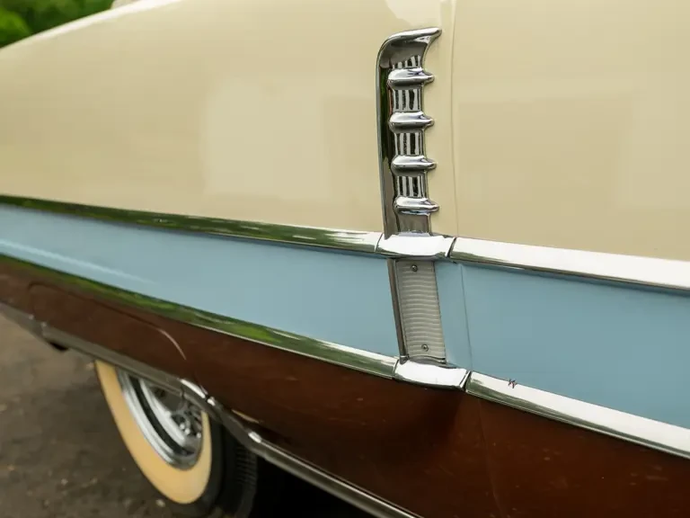 1956 Packard Caribbean - Image 27 of 31