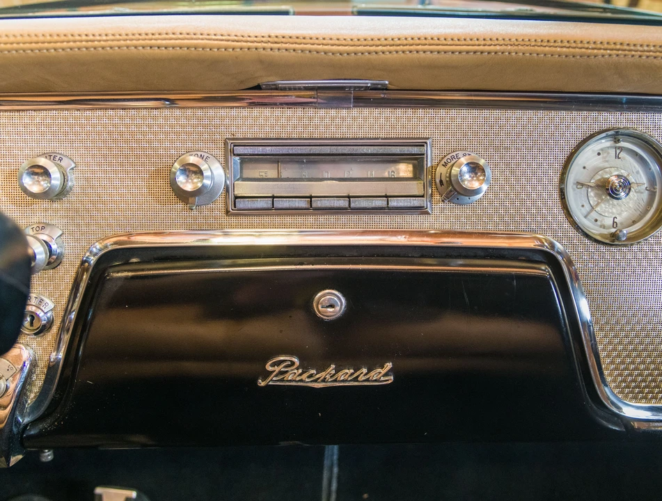 1956 Packard Caribbean - Image 25 of 31
