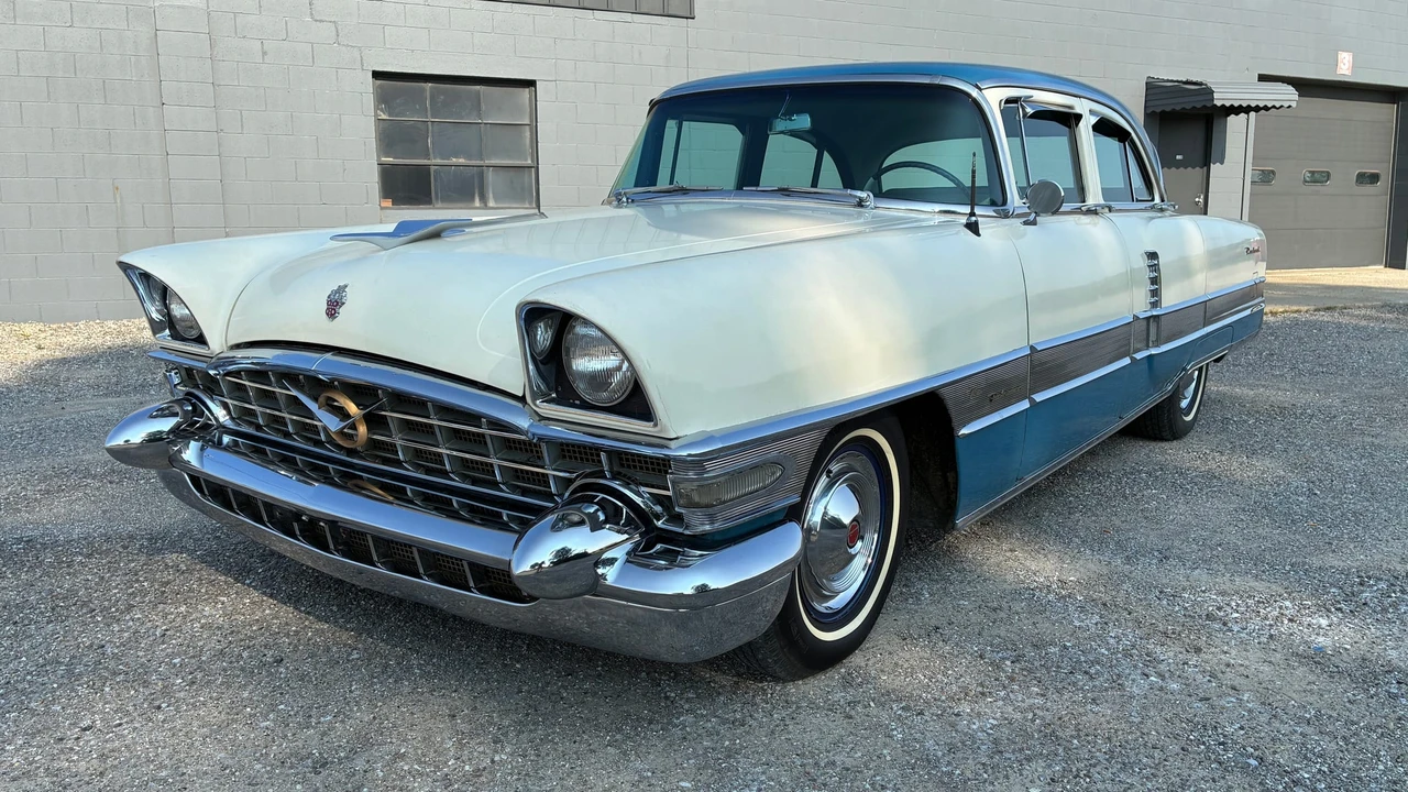 1956 Packard Clipper - Image 2 of 31