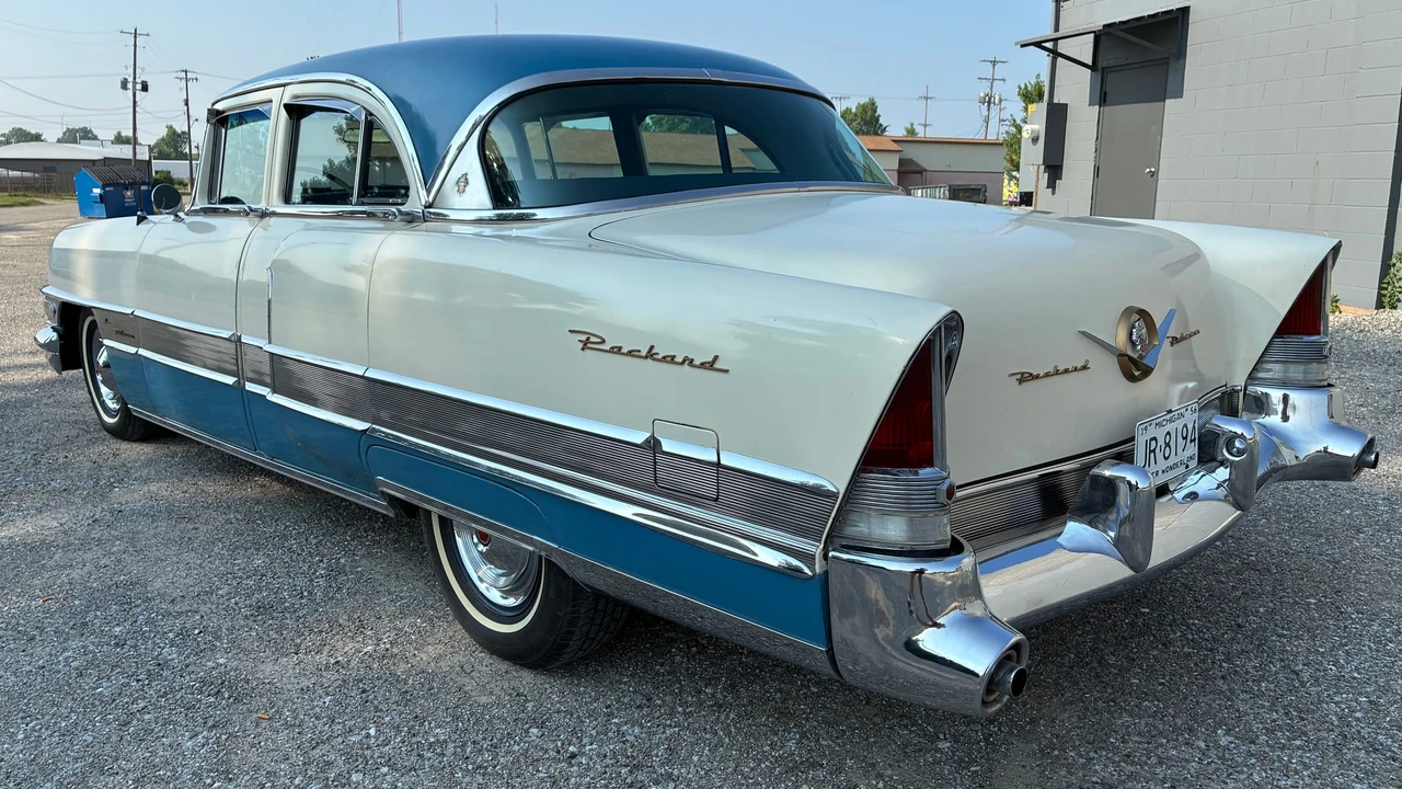 1956 Packard Clipper - Image 10 of 31