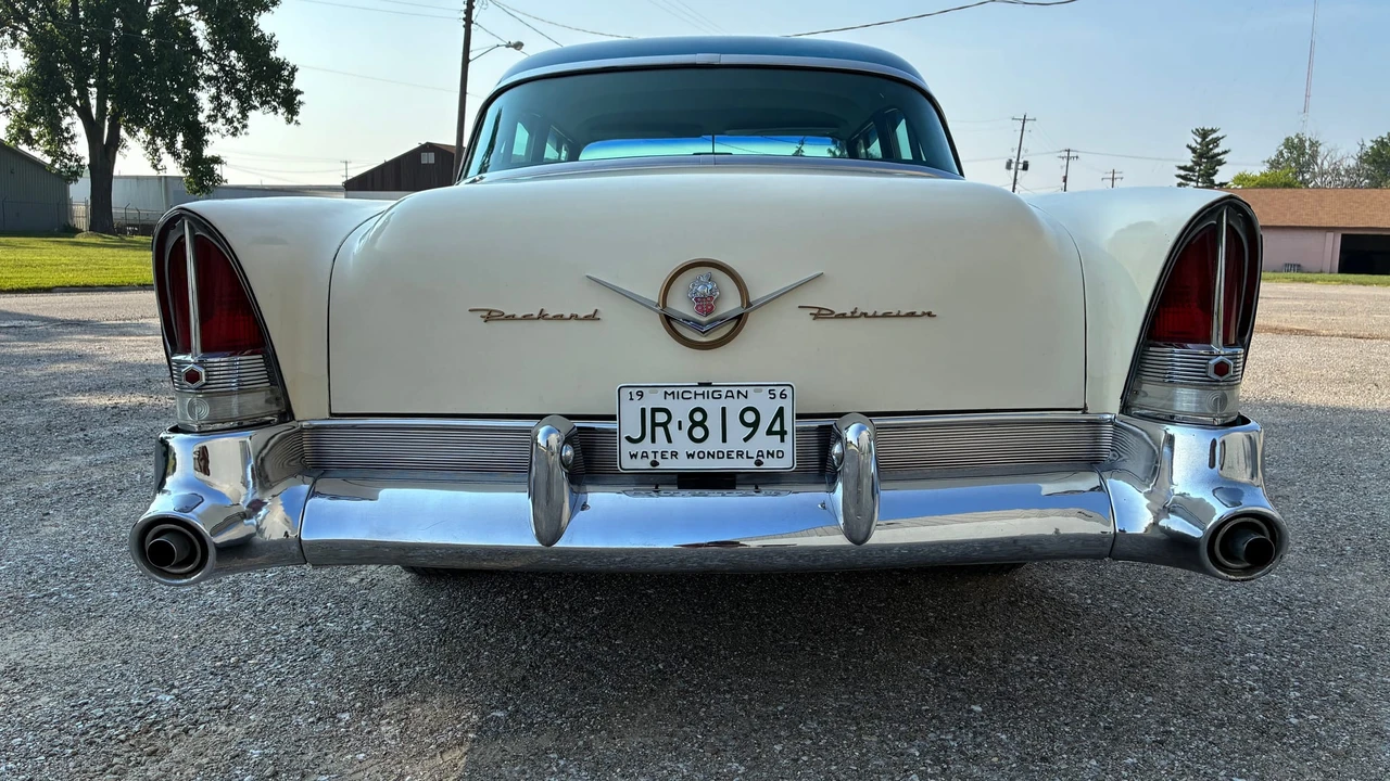 1956 Packard Clipper - Image 11 of 31