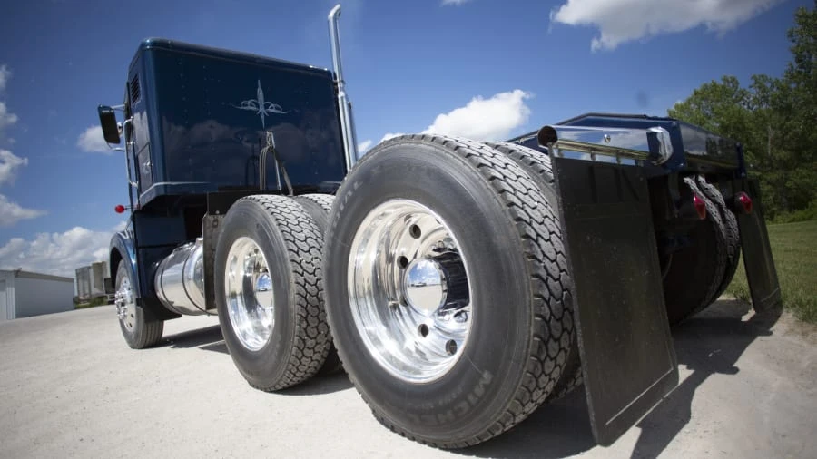 1956 Peterbilt - Image 3 of 13