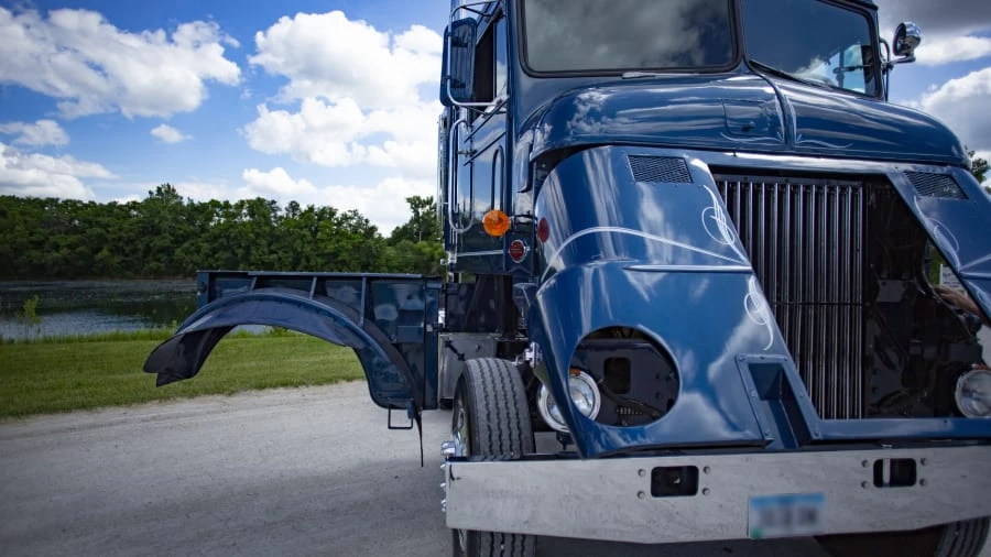 1956 Peterbilt - Image 4 of 13