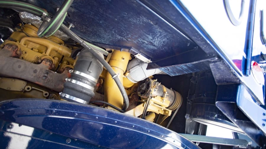1956 Peterbilt - Image 9 of 13