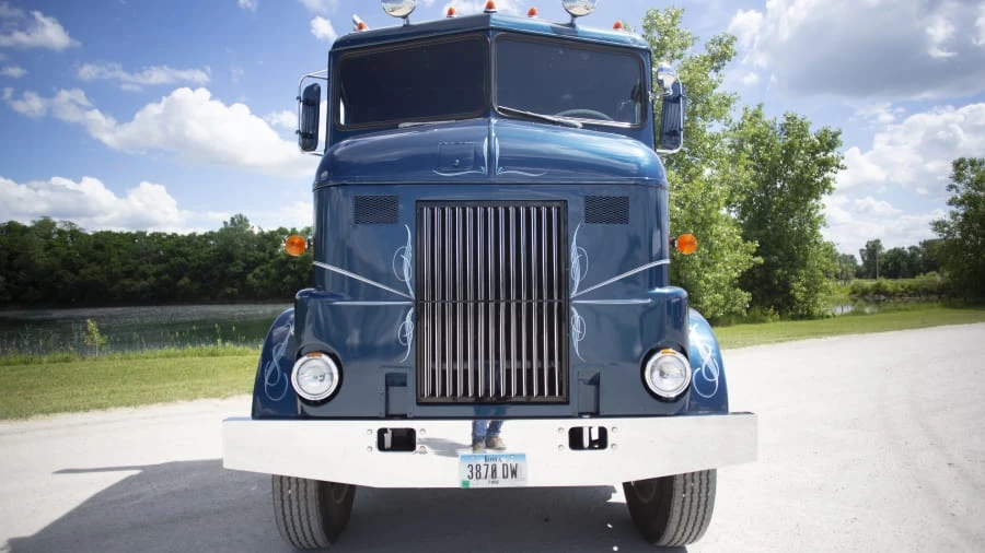 1956 Peterbilt - Image 13 of 13