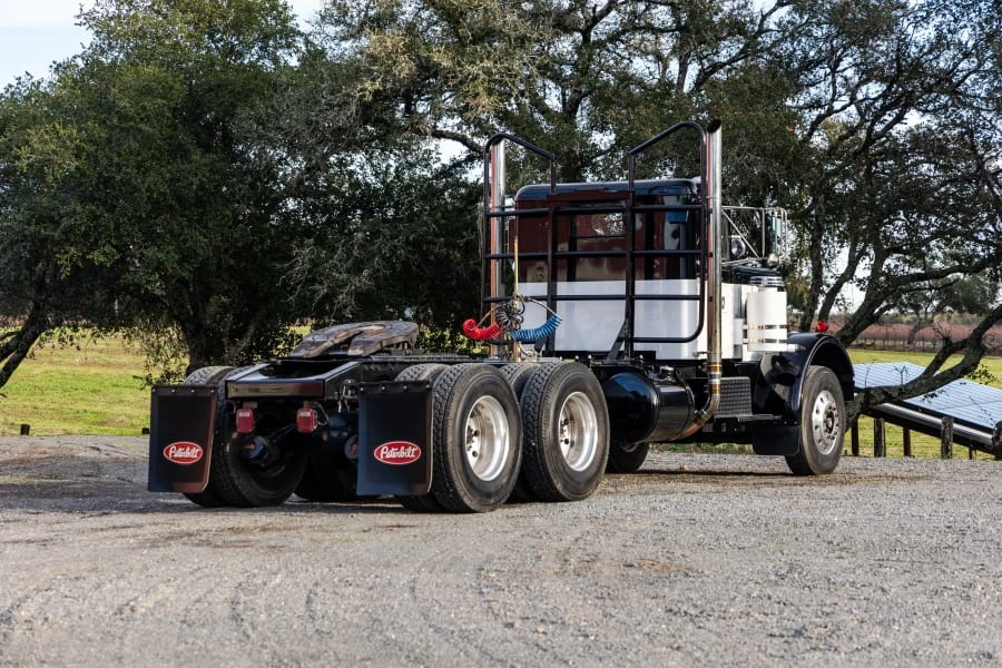 1956 Peterbilt - Image 3 of 31