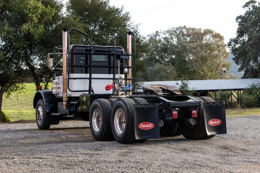1956 Peterbilt - Image 8 of 31