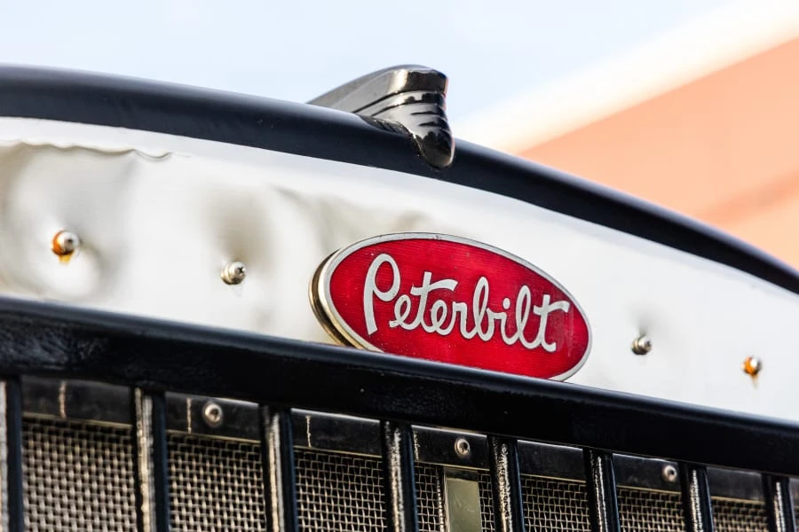 1956 Peterbilt - Image 17 of 31