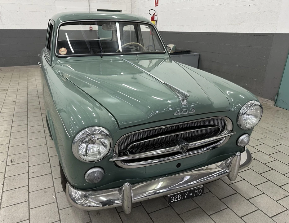 1956 Peugeot - Image 4 of 31