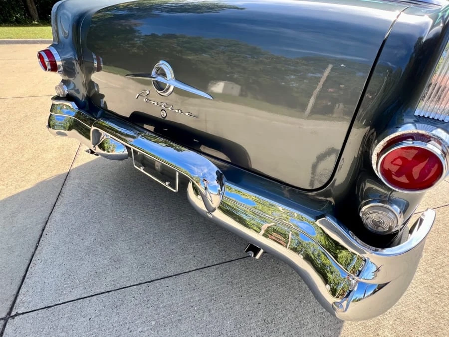 1956 Pontiac Chieftain - Image 11 of 20