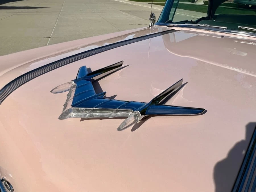 1956 Pontiac Chieftain - Image 10 of 20