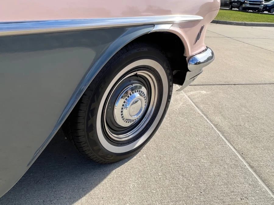 1956 Pontiac Chieftain - Image 14 of 20
