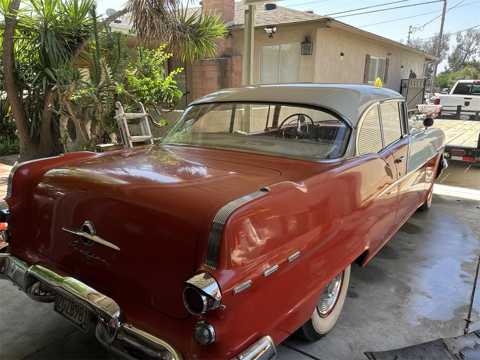 1956 Pontiac Chieftain - Image 5 of 9