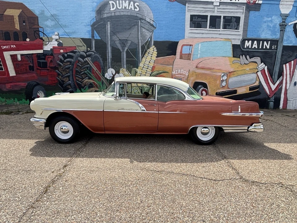 1956 Pontiac Chieftain - Image 2 of 21