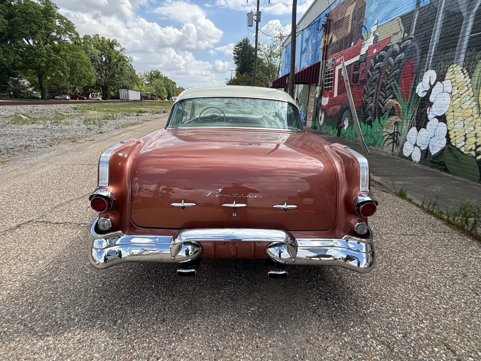 1956 Pontiac Chieftain - Image 3 of 21