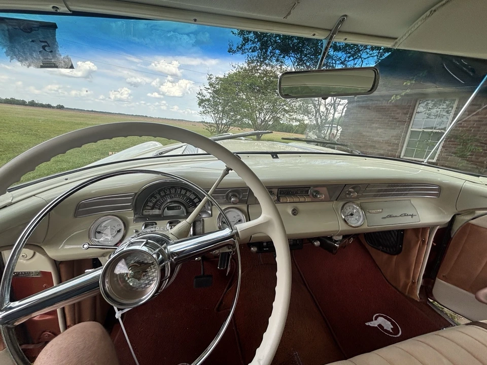1956 Pontiac Chieftain - Image 11 of 21