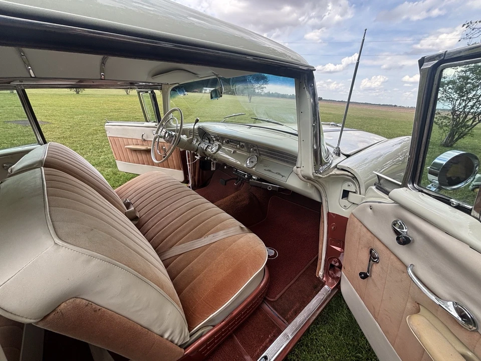 1956 Pontiac Chieftain - Image 13 of 21