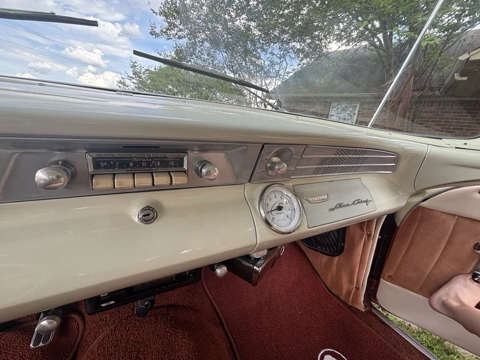 1956 Pontiac Chieftain - Image 9 of 21