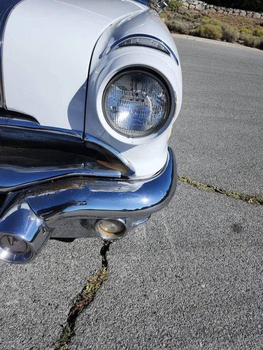 1956 Pontiac Chieftain - Image 2 of 19