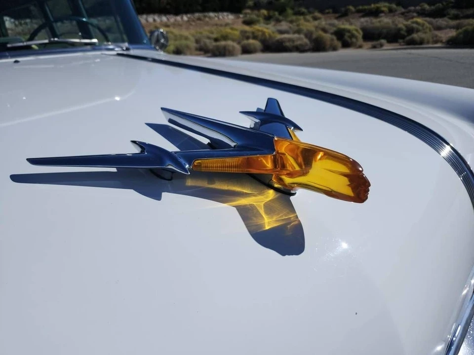 1956 Pontiac Chieftain - Image 19 of 19