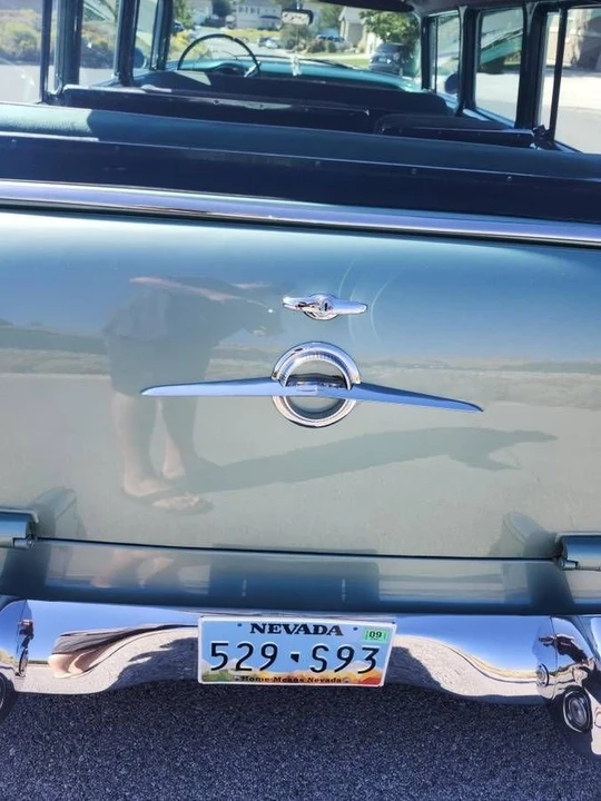 1956 Pontiac Chieftain - Image 5 of 19