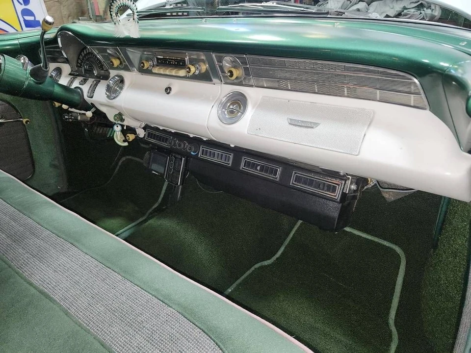 1956 Pontiac Chieftain - Image 12 of 19