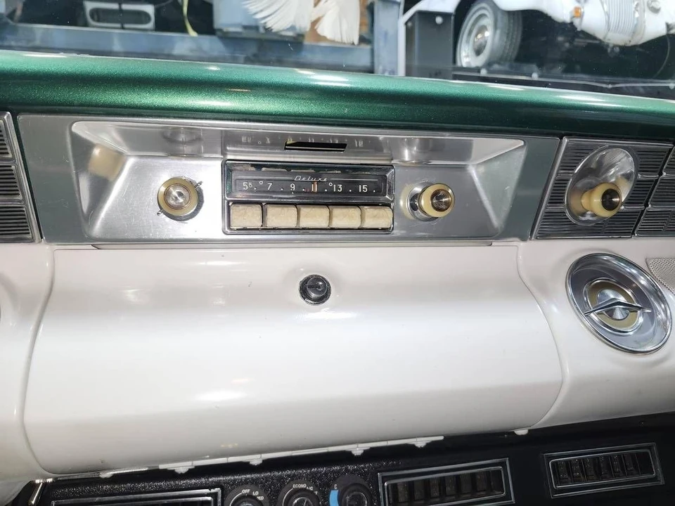 1956 Pontiac Chieftain - Image 10 of 19