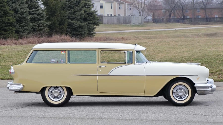 1956 Pontiac Chieftain - Image 2 of 20