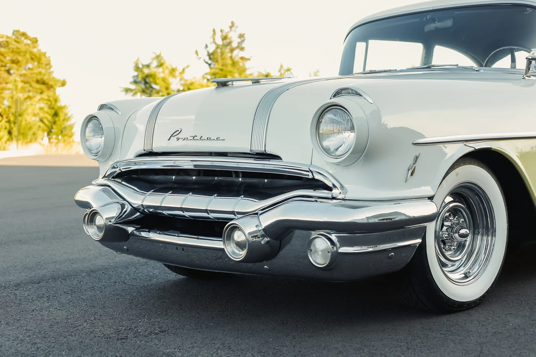 1956 Pontiac Chieftain - Image 16 of 31
