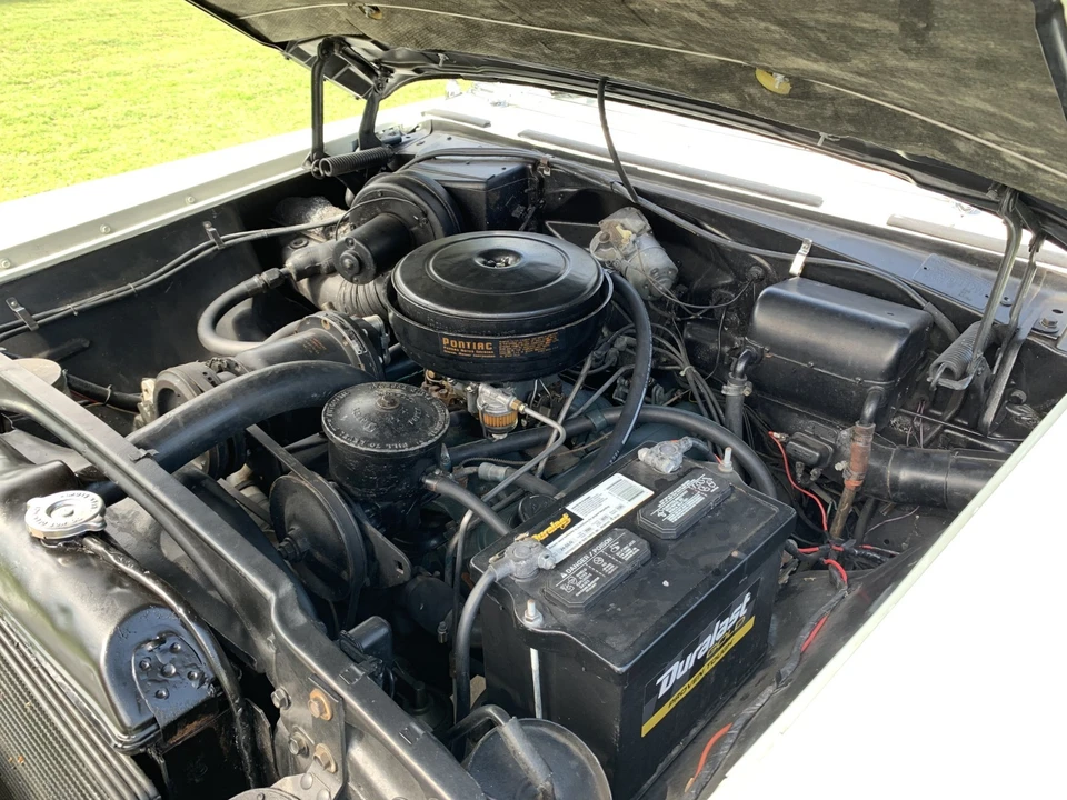 1956 Pontiac Chieftain - Image 18 of 21