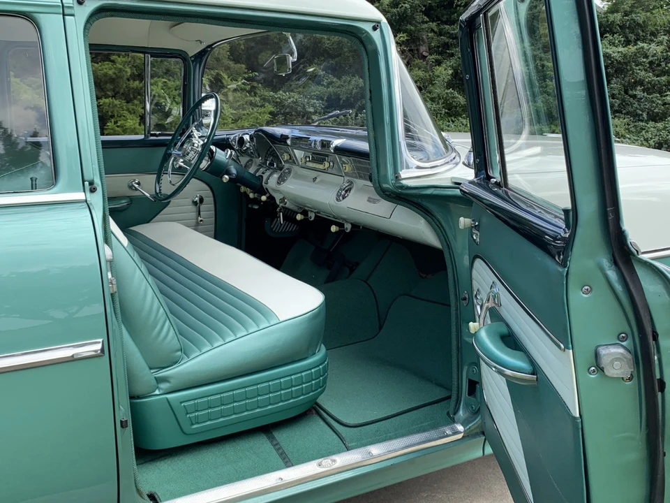 1956 Pontiac Chieftain - Image 9 of 21