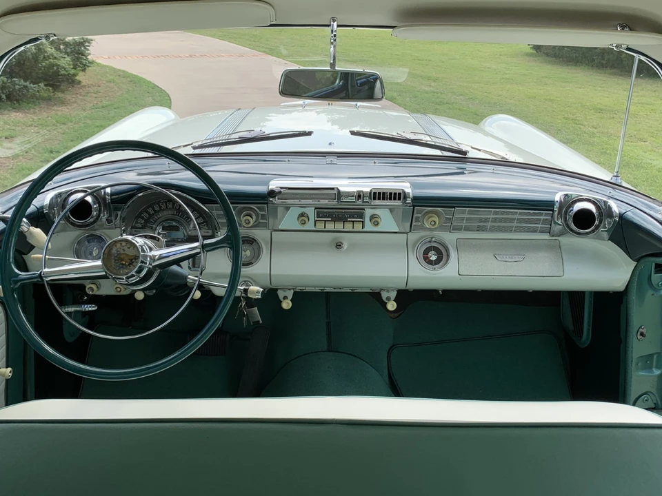1956 Pontiac Chieftain - Image 11 of 21