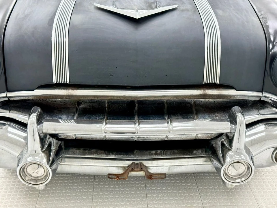 1956 Pontiac Chieftain - Image 9 of 31