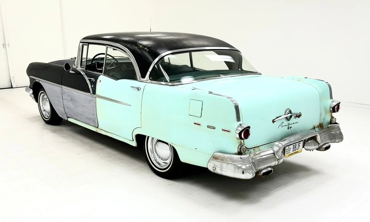1956 Pontiac Chieftain - Image 3 of 31