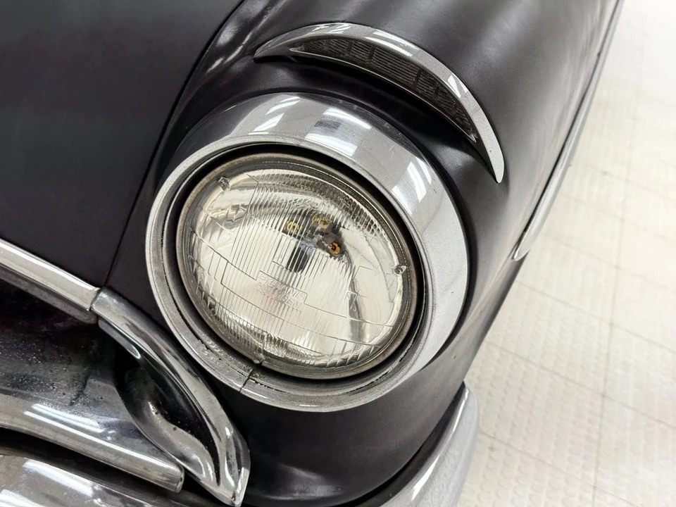 1956 Pontiac Chieftain - Image 11 of 31