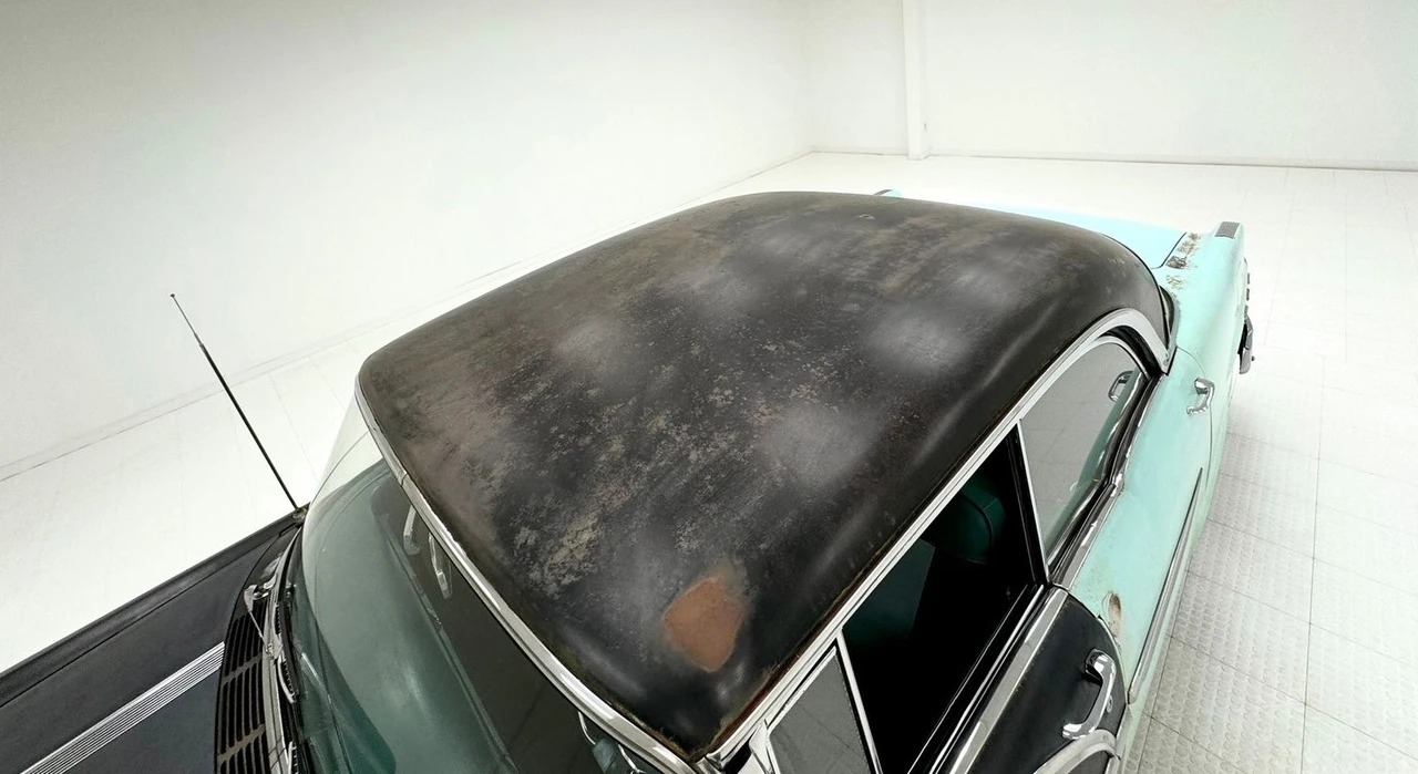 1956 Pontiac Chieftain - Image 14 of 31