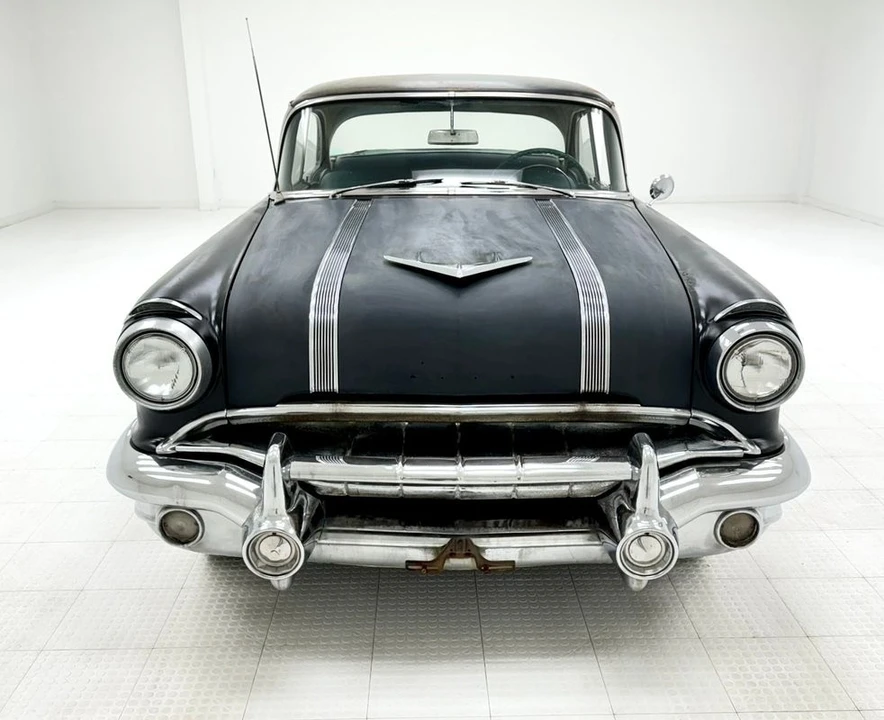 1956 Pontiac Chieftain - Image 8 of 31
