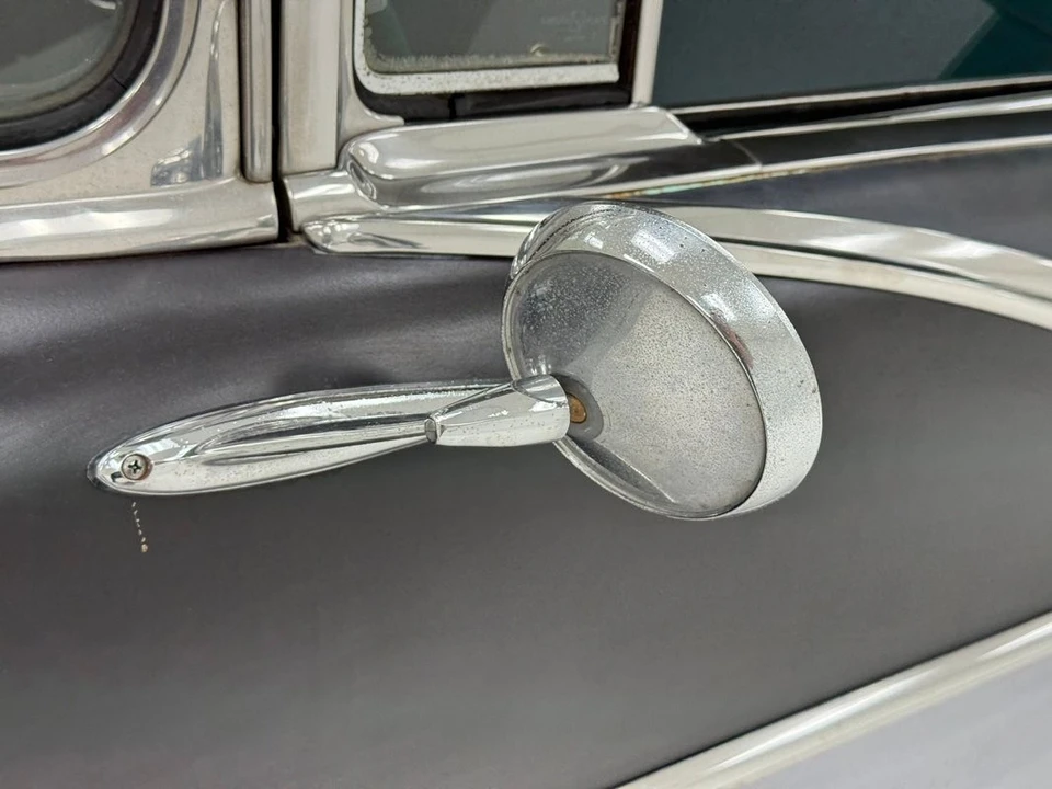 1956 Pontiac Chieftain - Image 15 of 31