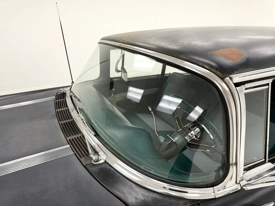 1956 Pontiac Chieftain - Image 13 of 31