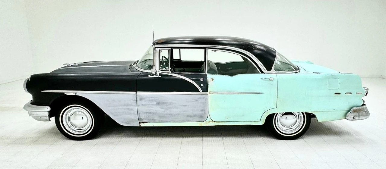 1956 Pontiac Chieftain - Image 2 of 31