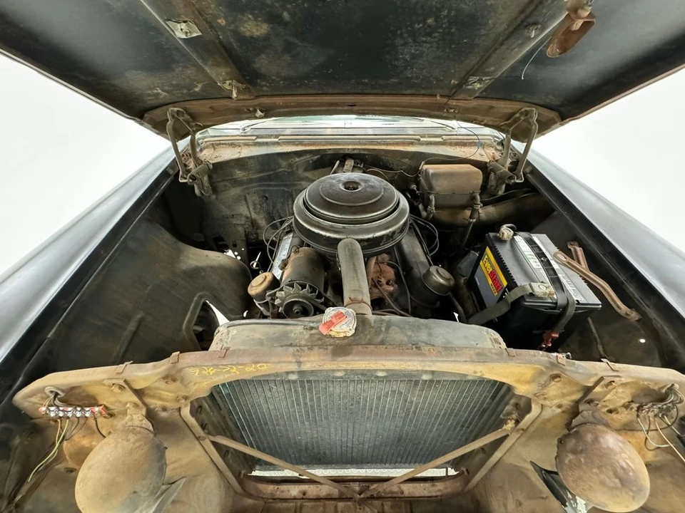 1956 Pontiac Chieftain - Image 30 of 31