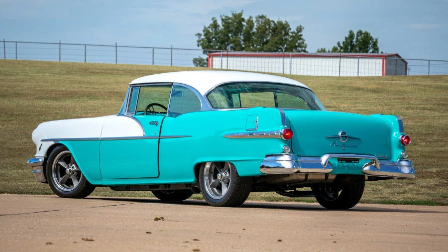 1956 Pontiac Chieftain - Image 3 of 15