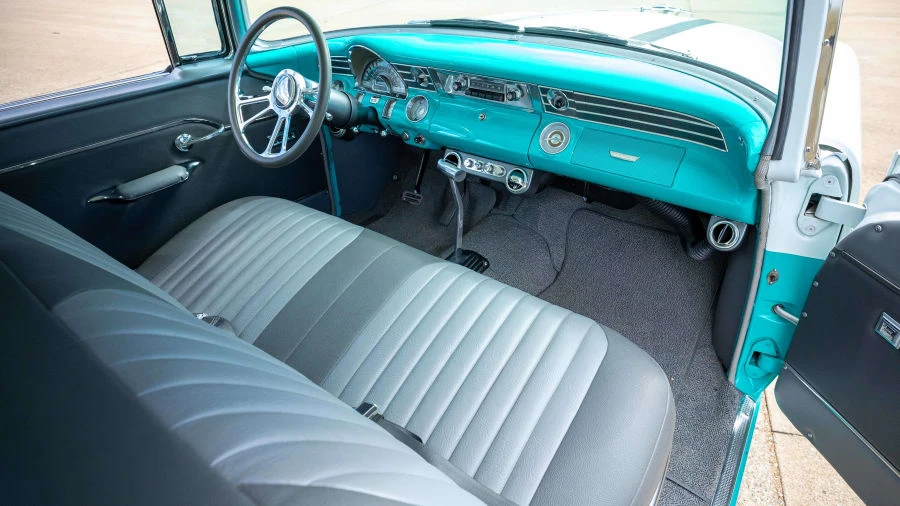 1956 Pontiac Chieftain - Image 7 of 15