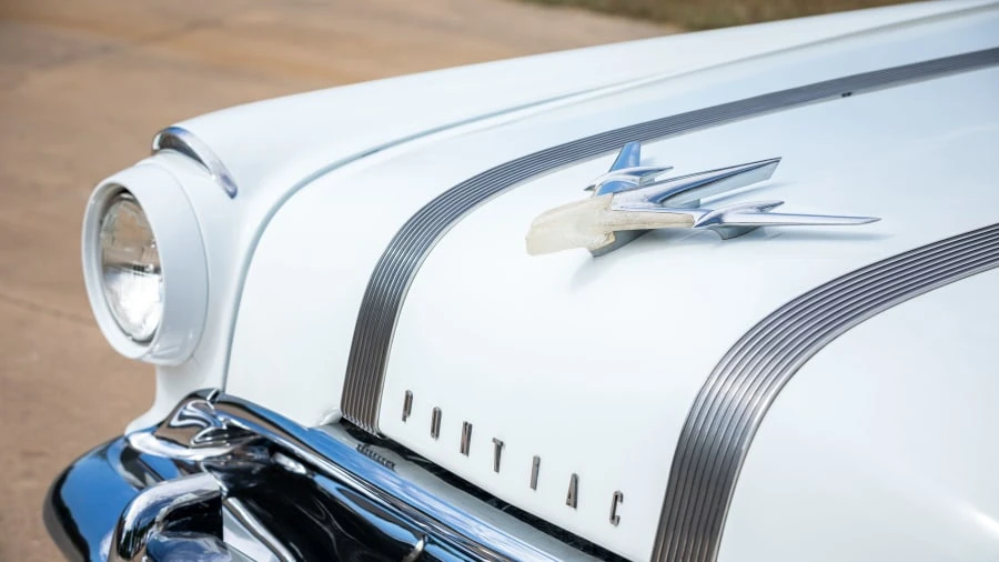 1956 Pontiac Chieftain - Image 9 of 15