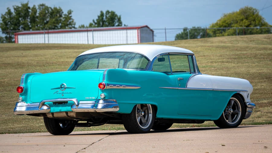 1956 Pontiac Chieftain - Image 13 of 15