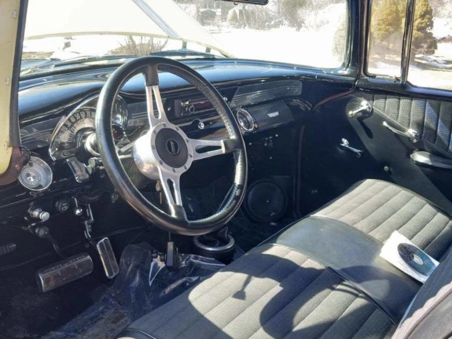 1956 Pontiac Chieftain - Image 4 of 7