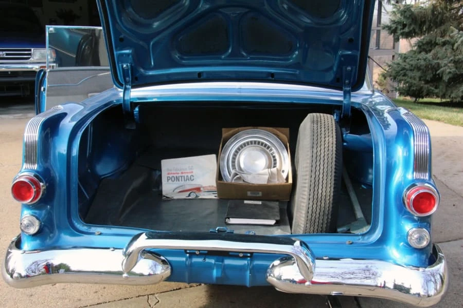 1956 Pontiac Chieftain - Image 5 of 7